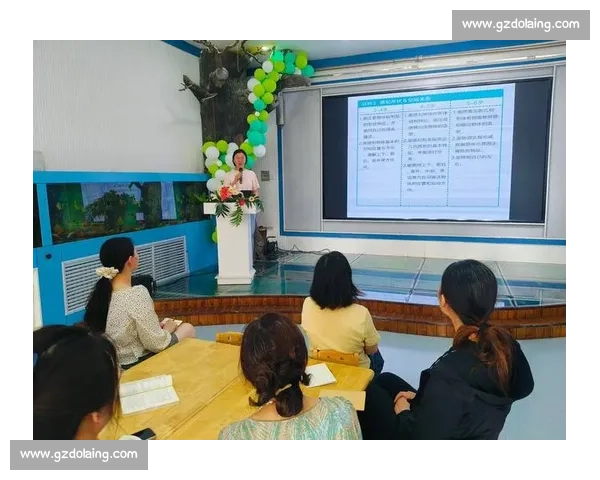 幼儿教师用心讲述感人故事点亮孩子成长的美好瞬间